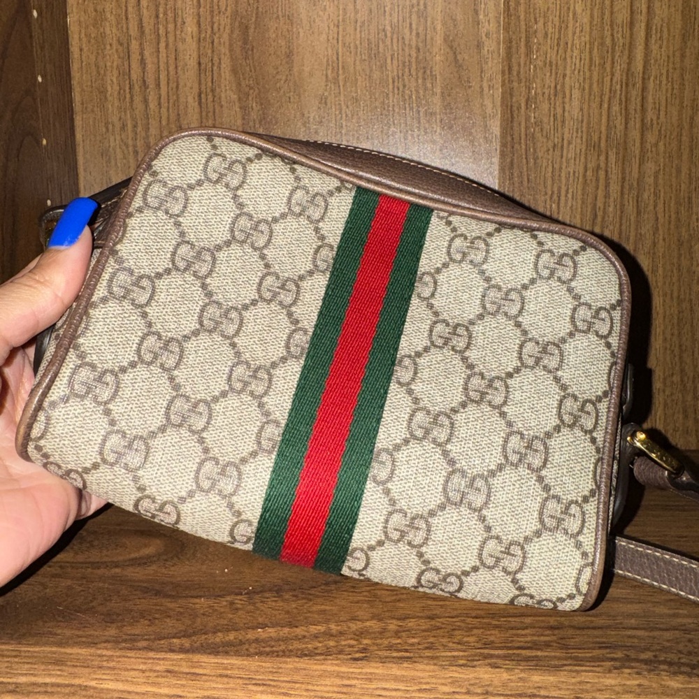 Gucci Beige and Brown Crossbody with Signature Stripe - Picture 2 of 8